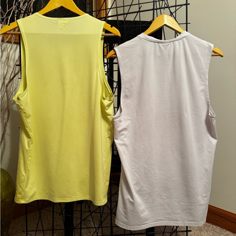 2 Gymshark Tanks, Firefly Green and White, M - Picture 5 of 14
